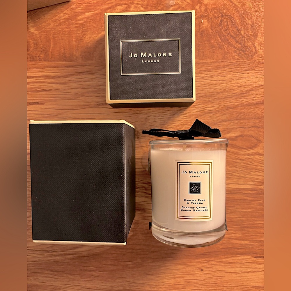 Jo Malone London English Pear & Freesia Scented Candle ~Travel size